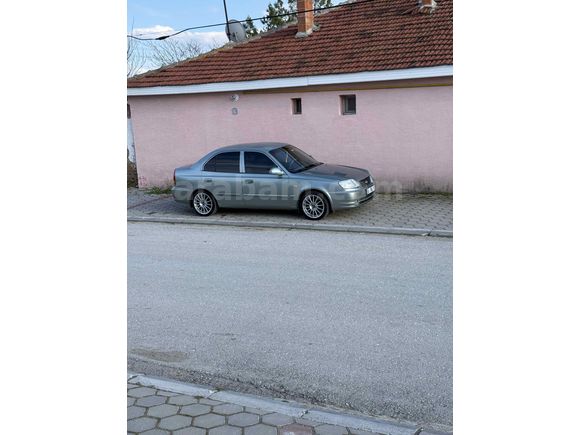 Sahibinden Hyundai Accent 1.6 Admire 2004 Model 