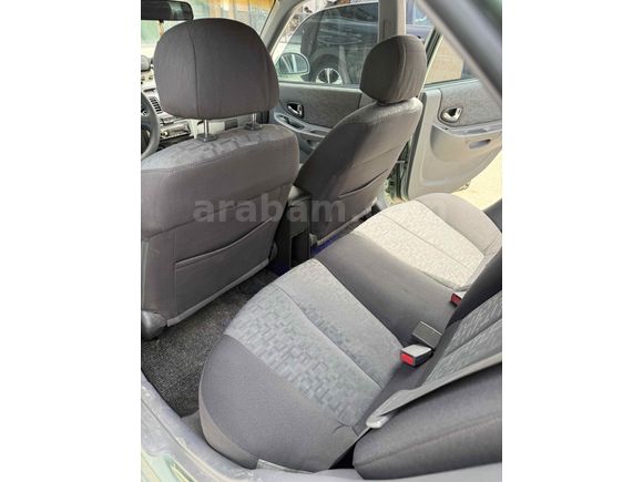 Sahibinden Hyundai Accent 1.6 Admire 2004 Model 