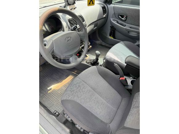 Sahibinden Hyundai Accent 1.6 Admire 2004 Model 