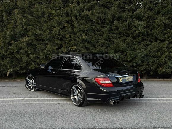 FAZLI BORAZAN AUTO'DAN DEĞİŞENSİZ BAKIMLI C220CDİ