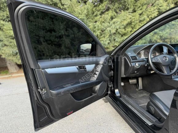 FAZLI BORAZAN AUTO'DAN DEĞİŞENSİZ BAKIMLI C220CDİ