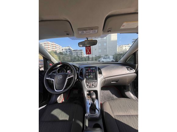 Temiz aile aracı Sahibinden Opel Astra 1.6 Edition 2012 Model 