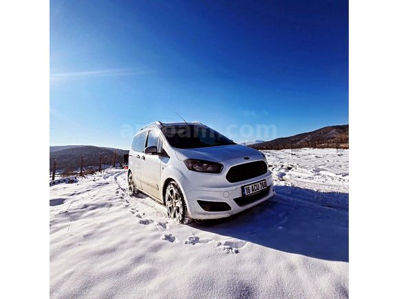 Sahibinden Ford Tourneo Courier 1.6 TDCi Deluxe 2016 Model