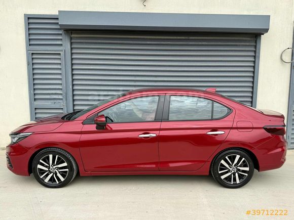 KH OTOMOTİVDEN 2021 HONDA CITY 1.5 i-VTEC EXECUTIVE