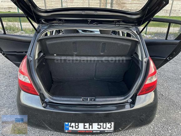 2011 MODEL HUNDAİ İ-20 1.4 CRDİ DİZEL MASRAFSIZ AİLE ARACI