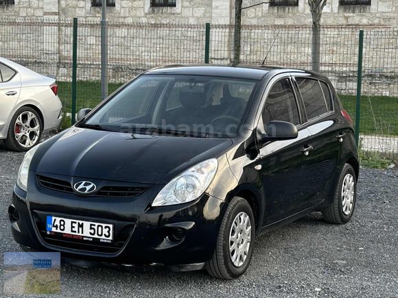 2011 MODEL HUNDAİ İ-20 1.4 CRDİ DİZEL MASRAFSIZ AİLE ARACI