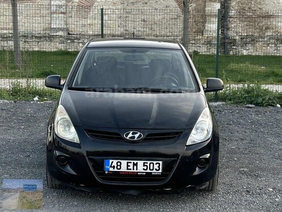 2011 MODEL HUNDAİ İ-20 1.4 CRDİ DİZEL MASRAFSIZ AİLE ARACI