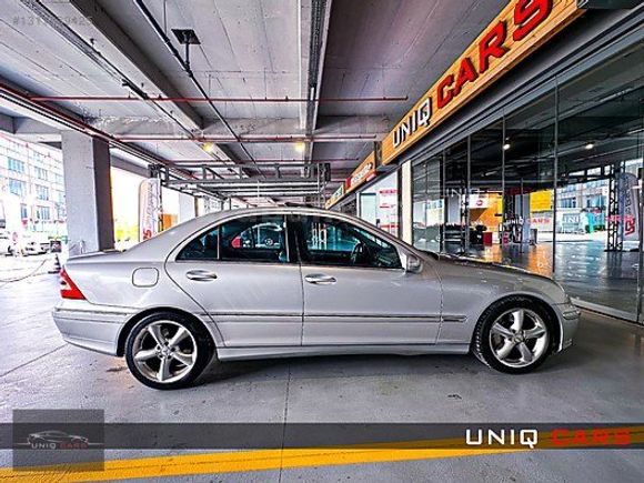 UNİQ CARS 2006 MODEL MERCEDES C180 KOMPRESSOR SUNROOF XENON