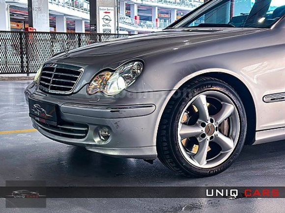 UNİQ CARS 2006 MODEL MERCEDES C180 KOMPRESSOR SUNROOF XENON