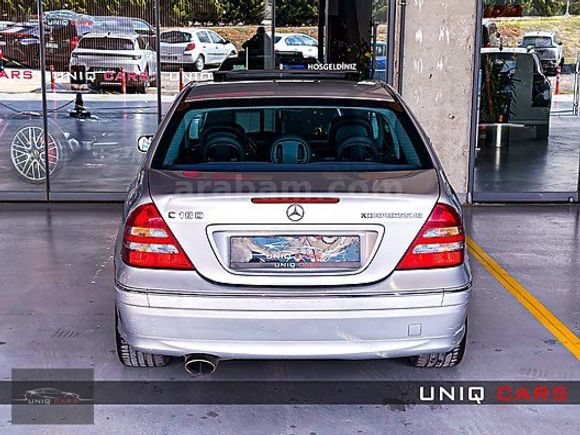 UNİQ CARS 2006 MODEL MERCEDES C180 KOMPRESSOR SUNROOF XENON