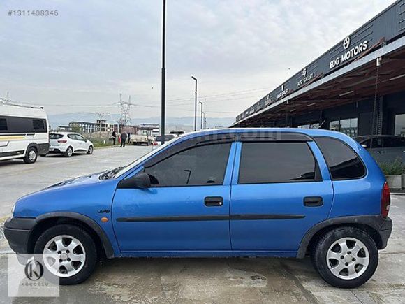 KOÇOĞLU'DAN 2000 Opel Corsa 1.2i 16V Swing