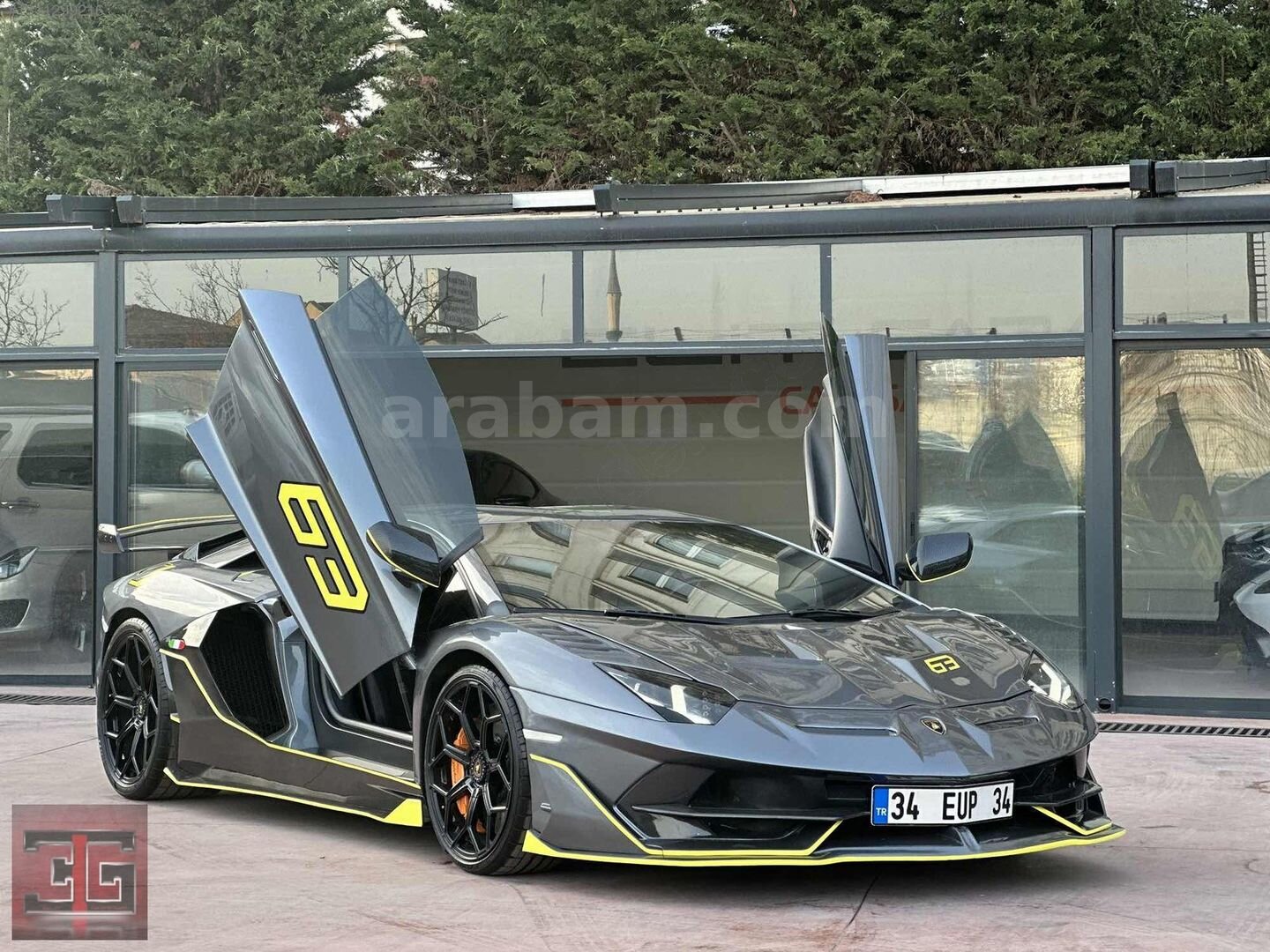 Galeriden Lamborghini Aventador LP 700-4 2013 Model İstanbul 31.000 km Füme 1