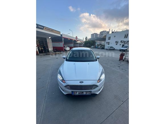 Sahibinden Ford Focus 1.5 TDCi Titanium 2015 Model 