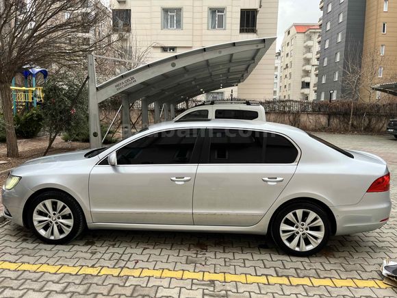 Sahibinden Skoda SuperB 1.6 TDI Elegance 2013 Model 
