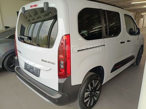 0 KM BERLİNGO MAX XTR DONANIM...