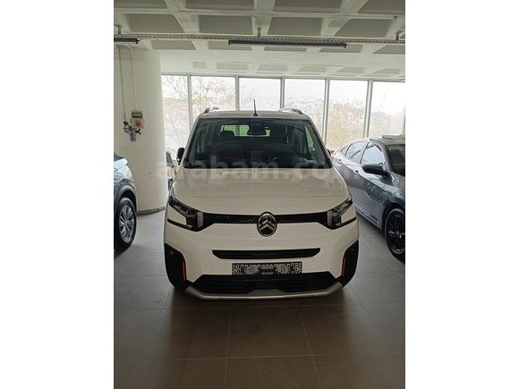 0 KM BERLİNGO MAX XTR DONANIM...