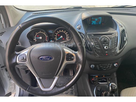 Sahibinden Ford Tourneo Courier 1.6 TDCi Titanium Plus 2016 Model 