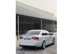 Sahibinden Volkswagen Jetta 1.6 TDi 2015 Model  235.000 km Beyaz