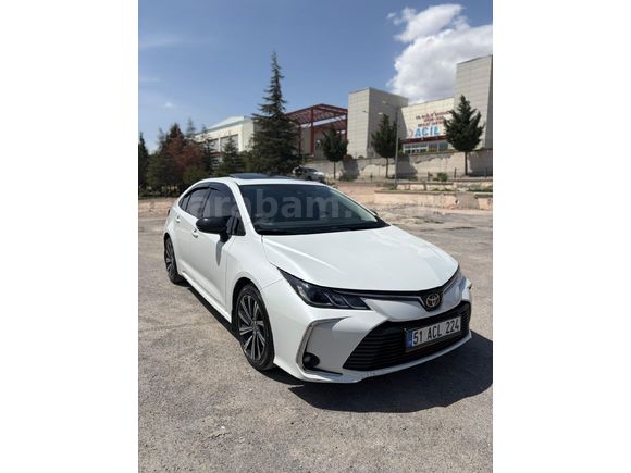 Sahibinden Toyota Corolla 1.5 Flame X-Pack 2022 Model