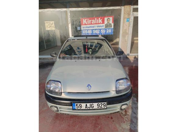 Sahibinden Renault Clio 1.4 RTA 2000 Model  310.000 km Gri