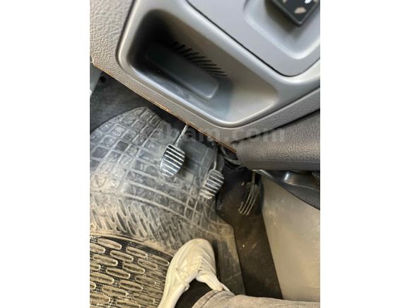 Sahibinden Renault Clio 1.4 RTA 2000 Model  310.000 km Gri