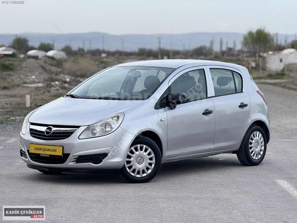 197.000 KM DEĞİŞENSİZ İLK SAHİBİNDEN SERVİS BAKIMLI CORSA
