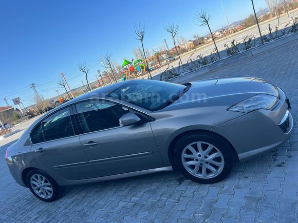 Sahibinden Renault Laguna 1.5 dCi Dynamique 2008 Model 