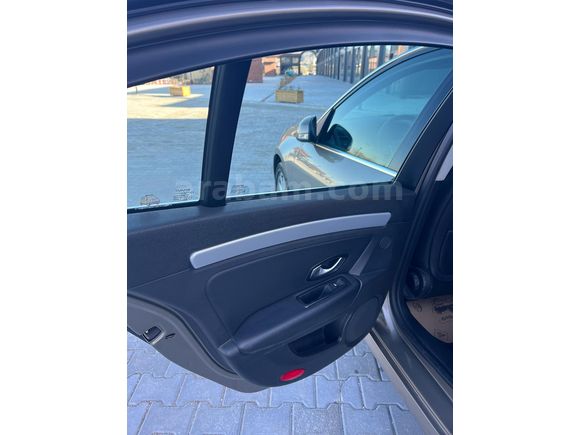 Sahibinden Renault Laguna 1.5 dCi Dynamique 2008 Model 