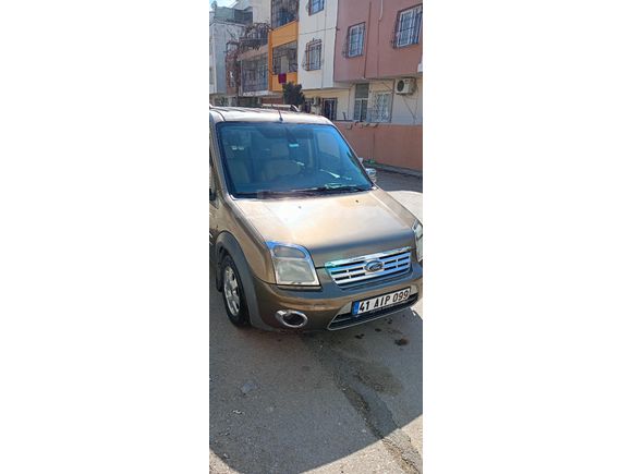 Sahibinden Ford Tourneo Connect 110PS 2011 Model