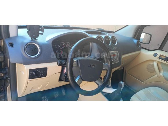 Sahibinden Ford Tourneo Connect 110PS 2011 Model