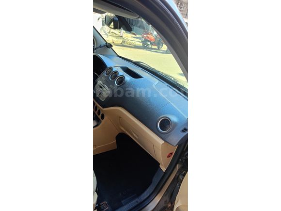 Sahibinden Ford Tourneo Connect 110PS 2011 Model