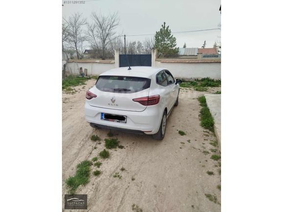 SOFTCAR DAN RENAULT CLİO 1.5 BlueDCİ 113 BİN KM