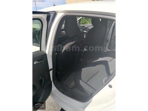 SOFTCAR DAN RENAULT CLİO 1.5 BlueDCİ 113 BİN KM
