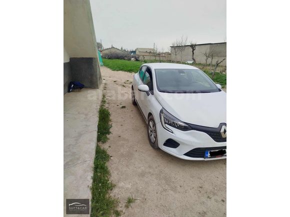 SOFTCAR DAN RENAULT CLİO 1.5 BlueDCİ 113 BİN KM