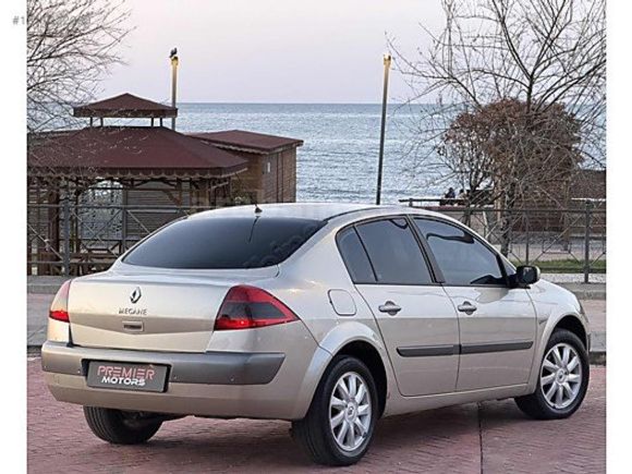 PREMİER MOTORS'DAN 2009 HATASIZ DEĞİŞENSİZ DİJİTAL AUTO FAR