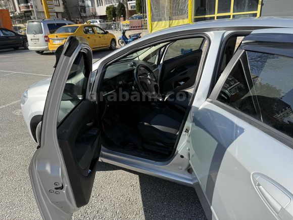 Sahibinden Fiat Linea 1.3 Multijet Active 2008 Model Bursa
