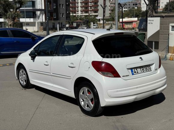 Sahibinden  DYNAMIC  2011 Model  en ful paket 