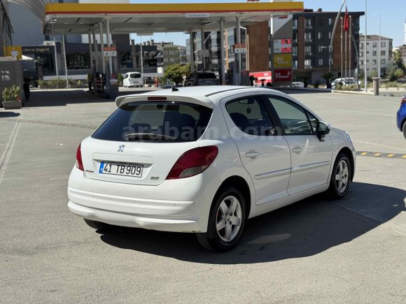 Sahibinden  DYNAMIC  2011 Model  en ful paket 