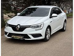 AKTAŞ OTOMOTİVDEN RENAULT MEGANE 4 TOUCH PAKET HATASIZ