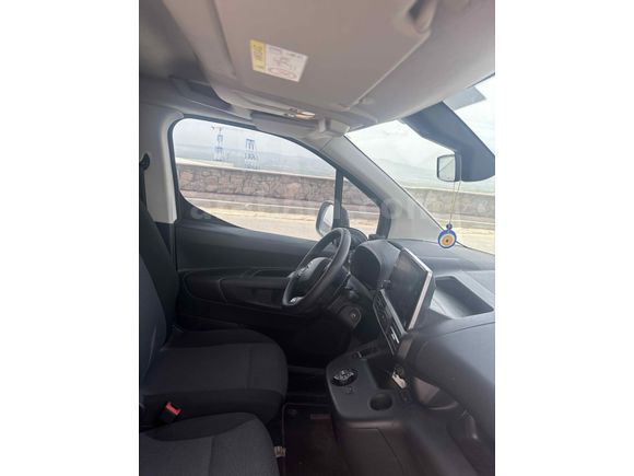 Sahibinden Citroen Berlingo 1.5 BlueHDI Feel 2023 Model 