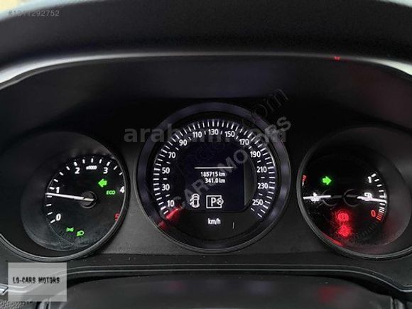 OTOMATİK VİTES - 185.000 KM'DE - 1.5 DCİ TOUCH MEGANE