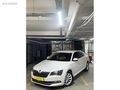 KİLES MOTORS'DAN EMSALSİZ TEMİZLİKTE SUPERB TABLET EKRAN