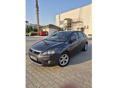 HATASIZ-TEMİZ Ford Focus 1.6 TDCi Collection 2011 Model