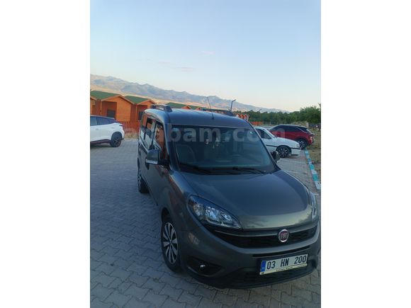 Sahibinden Fiat Doblo Combi 1.6 Multijet Premio Plus 2022 Model  67.000 km Gri