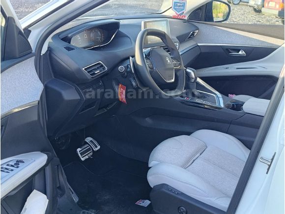 Galeriden Peugeot 5008 1.5 BlueHDI Allure Selection 2020 Model Trabzon