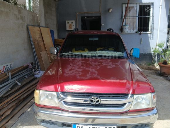 Sahibinden Toyota Hilux 2.4 D 2005 Model  296.000 km Bordo klimalı  4 cam otomatik