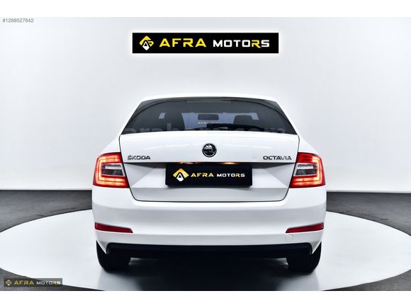 290 BİN PEŞİN 36 AY VADE VE KREDİ OCTAVİA 137 BİN KM DE