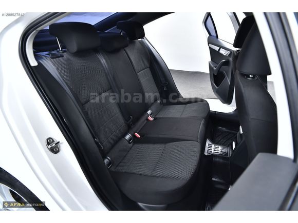 290 BİN PEŞİN 36 AY VADE VE KREDİ OCTAVİA 137 BİN KM DE
