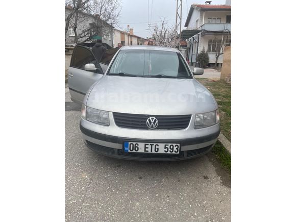 Sahibinden Volkswagen Passat 1.8 T 2000 Model