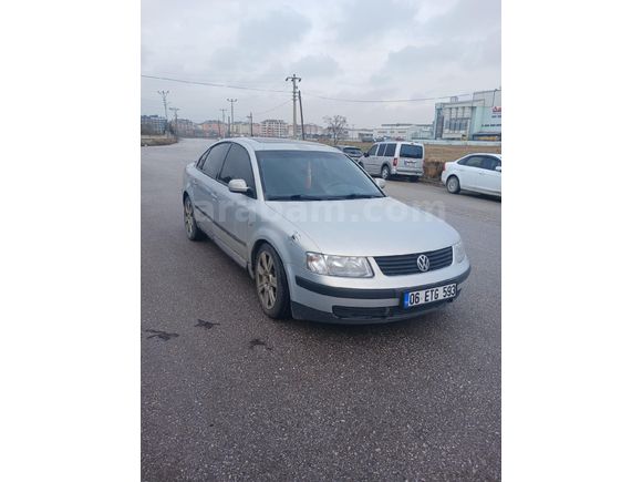 Sahibinden Volkswagen Passat 1.8 T 2000 Model